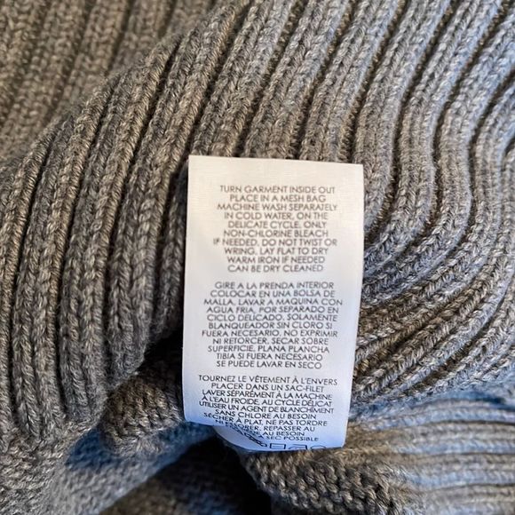 Cabi Eden Pullover Bell Sleeve Turtleneck Sweater - Picture 4 of 4